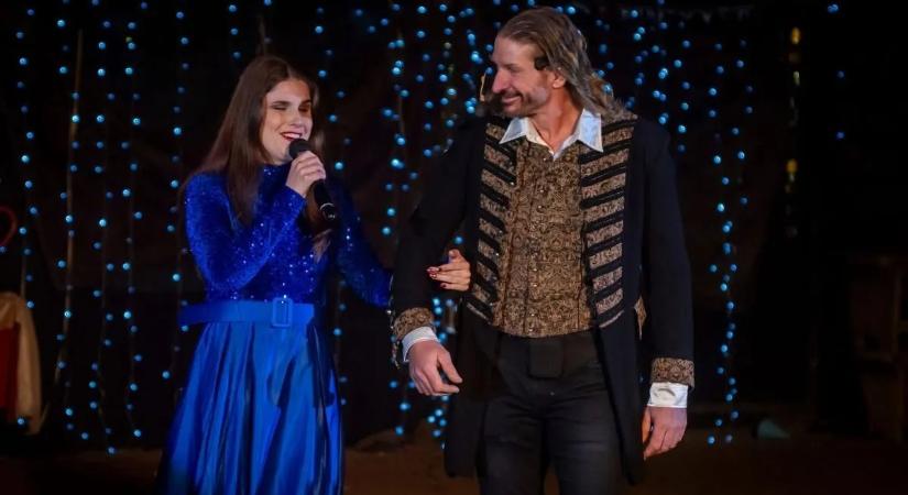 Példátlan segítség - Összefogtak sztárjaink a tűzvészben otthontalanná vált Agárdi Szilviért