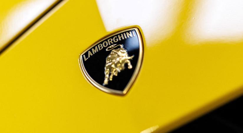Totális felelőtlenség lenne a Lamborghini szerint elektromos autót gyártani, helyette másra állnak át – pár év, és csak ilyen autókat adnak már el