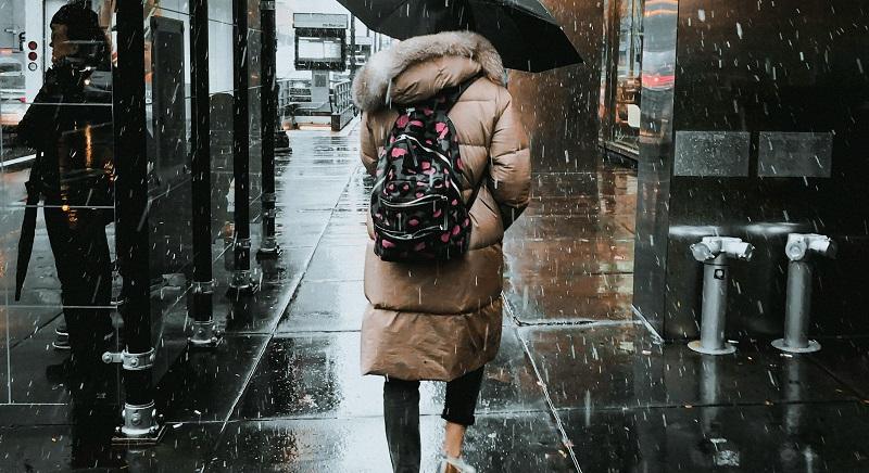 Újabb riasztások: Heves esőzések, havazás és hóvihar