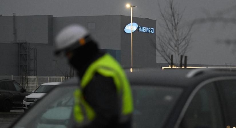 Nem csak Gödön, világszerte is döglődik a Samsung akkugyártása