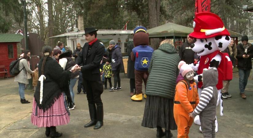 Egész napos családi programokkal búcsúztatták a telet a Zoo Debrecenben