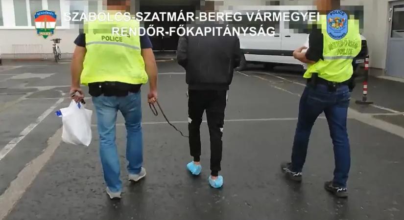 Kristályért vadult be a gyilkos – videón az unokatestvérét agyonverő férfi elfogása