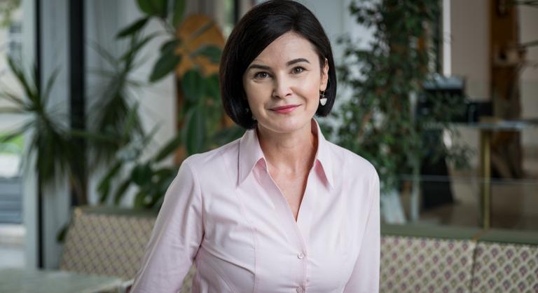 Kunhalmi Ágnesnek sikerült, összegyűjtött annyi ajánlást, hogy indulhasson a választáson