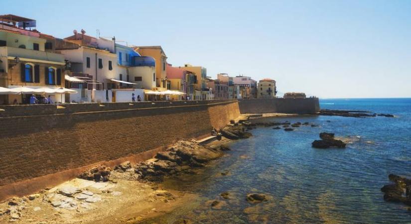 Kevés magyar ismeri, pedig olcsón elérhető a csodálatos olasz városka: Alghero igazi tengerparti gyöngyszem