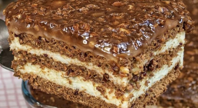 Nem kell sütni, mégis mindenki repetázik: ez a krémes keksztorta a család kedvence