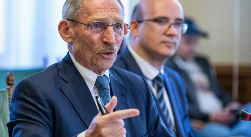 Jogsértő az Adatvédelmi Hatóság szerint, hogy a Belügyminisztérium titkosította a közoktatásról szóló szülői kérdőíveket