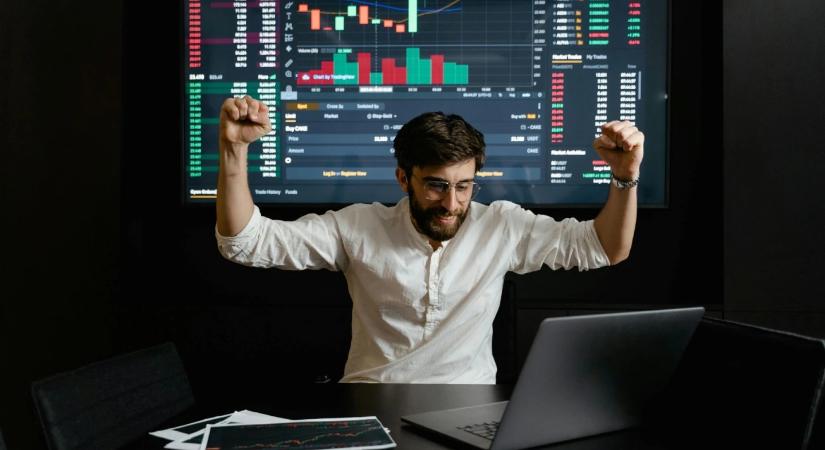 Adóoptimalizálásra kapcsoltak a hazai kisbefektetők