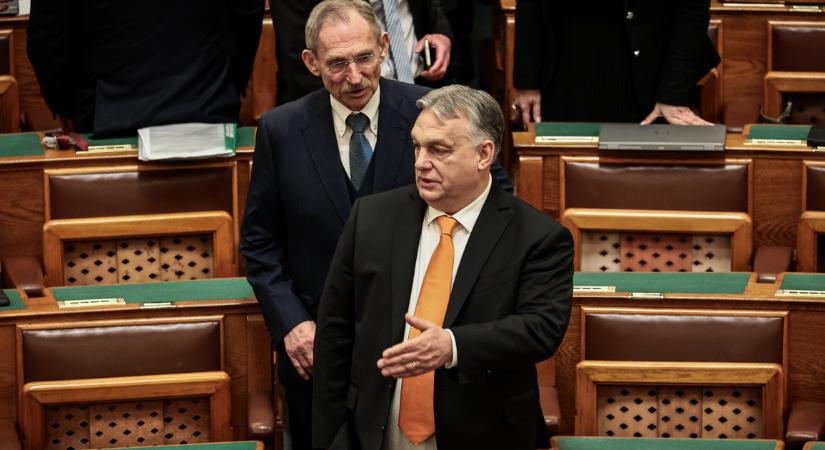A választások előtt valószínűleg utoljára: Orbán Viktor a kérdések kereszttüzében a parlamentben