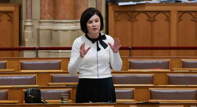 Nem tudja elengedni: Kunhalmi Ágnes összegyűjtötte az aláírásokat, függetlenként indul a választáson