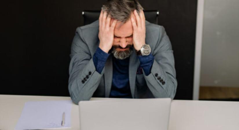 A férjed zsémbes csóka lett? Ez az irritábilis férfi szindróma, íme a megoldás!