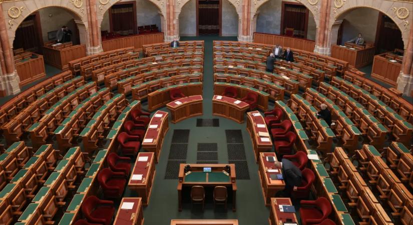 Utoljára szólal fel a parlamentben Orbán Viktor a választás előtt