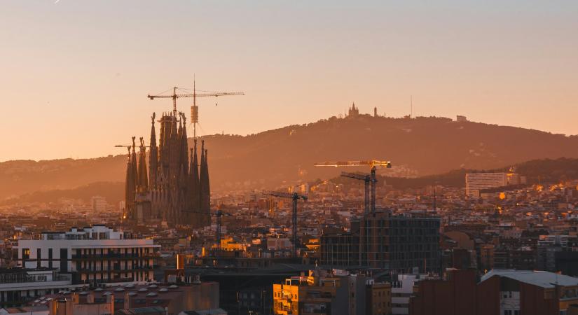 Elérte végleges magasságát a világ legmagasabb temploma, ami évente közel 5 millió turistát vonz