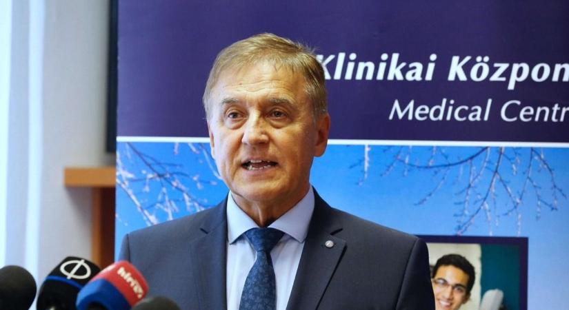 Alpári, erőszakos támadás indult a pécsi szívgyógyász professzorral szemben