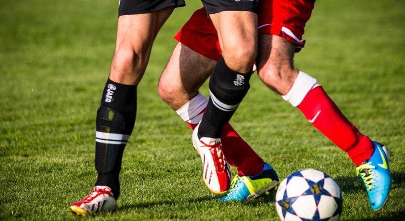 Milyen hatást gyakorolnak a kompressziós zoknik a sportteljesítményre?