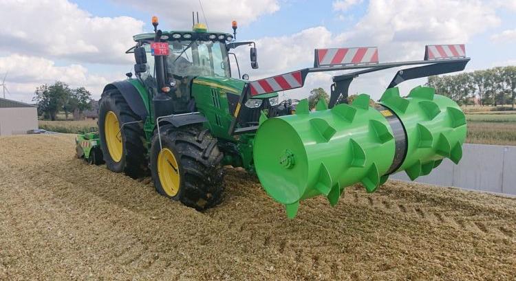 VDM Silage Spreader silóterítéshez