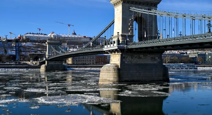 Megtalálta a rendőrség az eltűnt gimnazista fiú holttestét a Dunában