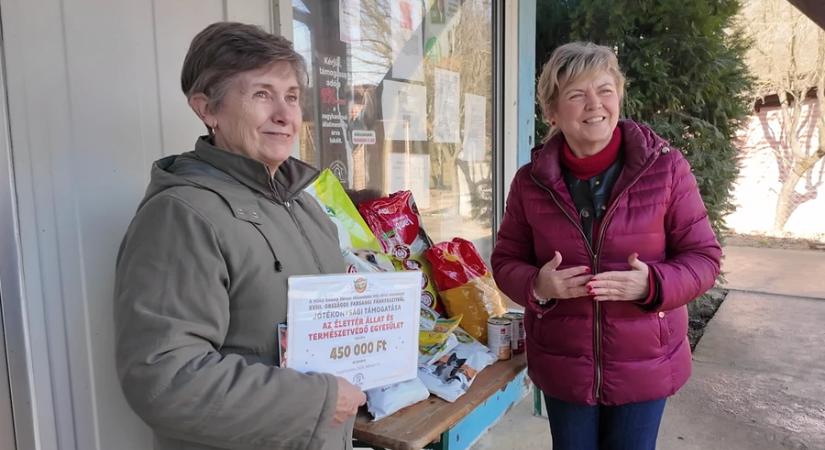 450 ezer Forint a menhelynek