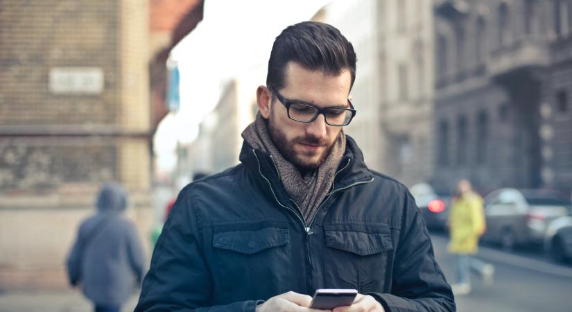 Feltöltő kártyás mobilt használsz? Nézd meg jól, mert jobban járhatsz előfizetőssel