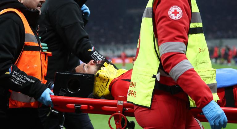 Horrorisztikus sérülést szenvedett a Milan játékosa – videó