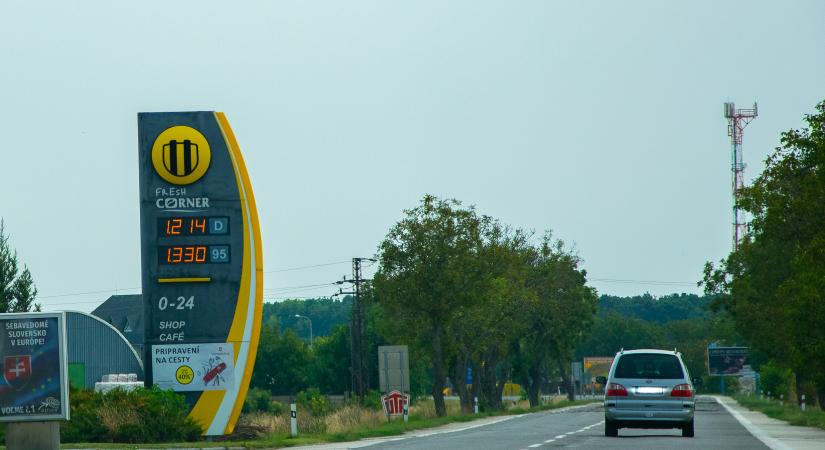 Elemző: Drágul a kőolaj, emelkedhetnek a hazai üzemanyagárak