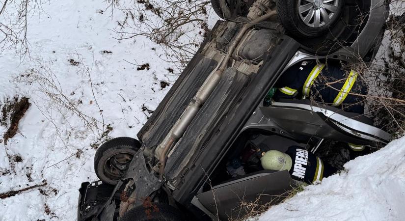Tűzesetek, balesetek, hajléktalankeresés – Sűrű hétvégén vannak túl a háromszéki tűzoltók