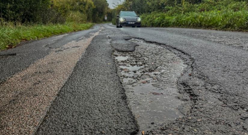 Meg lehet előzni a kátyúbaleseteket, elmondjuk, hogyan