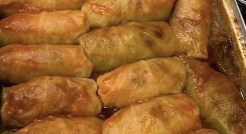 Így készül a falusi töltött káposzta: egy titkos fűszer, amitől sokkal finomabb lesz