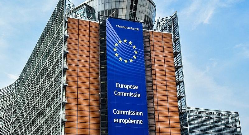 EU: öntsünk tiszta vizet a pohárba a vámok ügyében!