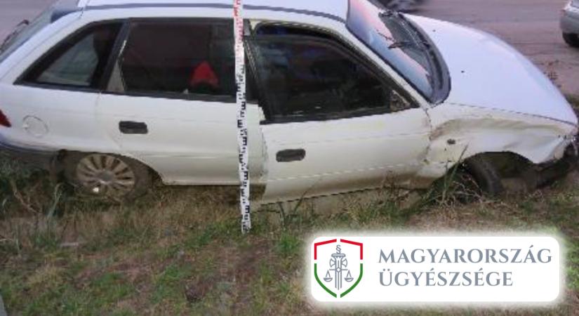 Balesetet is szenvedett az engedély nélkül elvitt és átengedett járművel