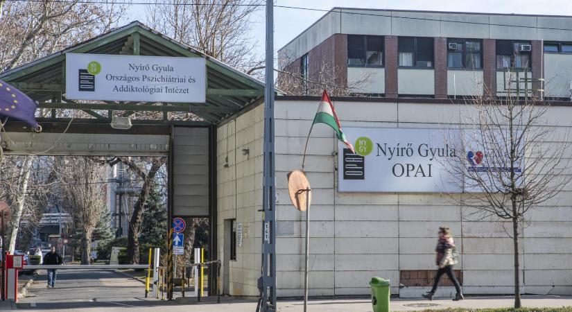 Már több mint 500 pszichiáter követeli, hogy ne Ézsi Robin vezesse az ország kulcsfontosságú pszichiátriáját