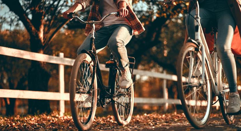 Két egyetemista megoldotta a bringások örök gondját Szegeden