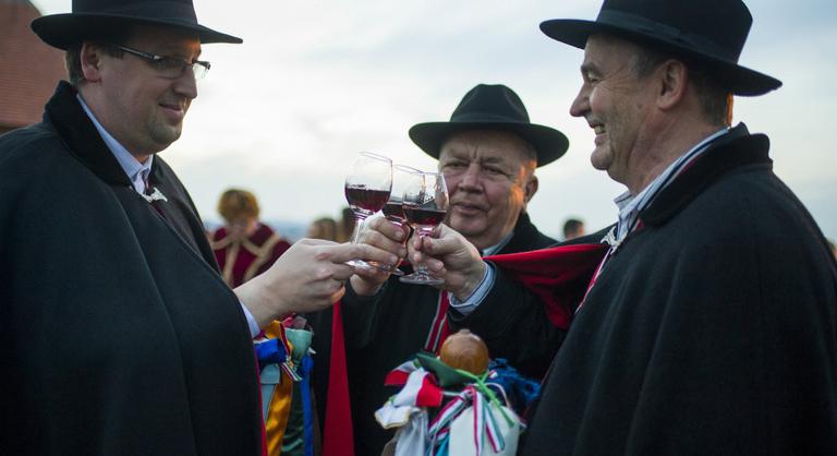 Figyelmet kér a Hungarikum, jó bornak is kell a cégér