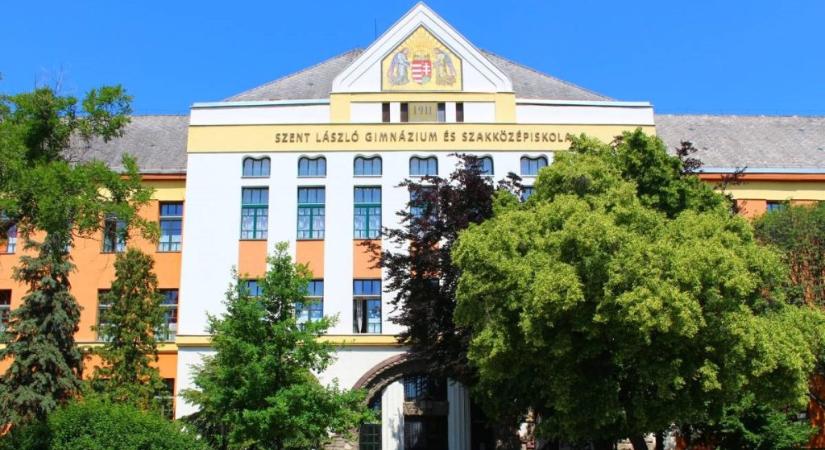 Kiürítettek egy mezőkövesdi középiskolát, miután többen torokirritációra kezdtek panaszkodni