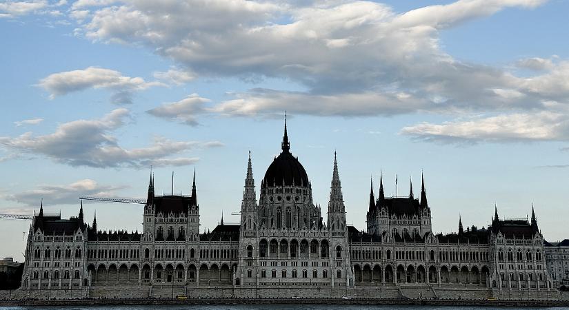 Itt az újabb mérföldkő az állampapíroknál: jöhet a kamatcsökkentés is?