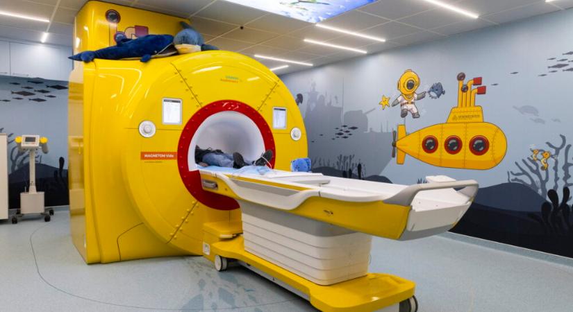 Gyermek MR-berendezést adtak át a Semmelweis Egyetemen