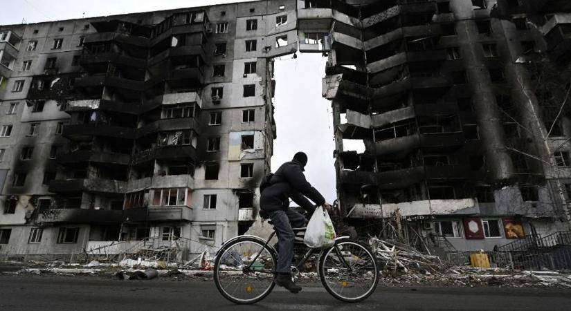 Kongatják a vészharangot: irtózatos gondban Ukrajna, áprilisra egy fillérje sem marad az államnak