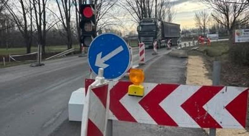 Mutatjuk, meddig tart még a félpályás közlekedés Győrújfalun