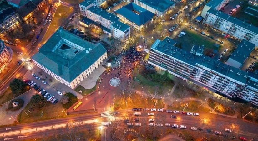 Deák Dániel megmutatta: Makón sem kérnek Magyar Péterből