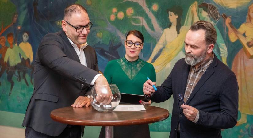 Megkapták mentoraikat a Fehérvári Versünnep döntősei