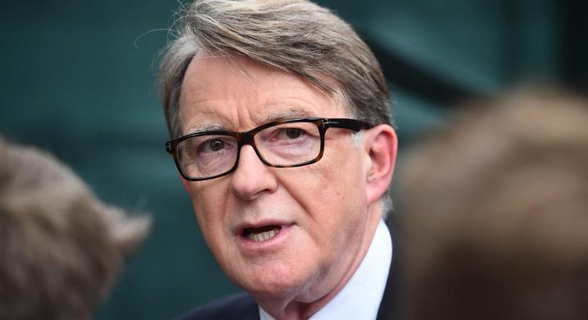 Epstein-iratok: letartóztatták Nagy-Britannia volt washingtoni nagykövetét