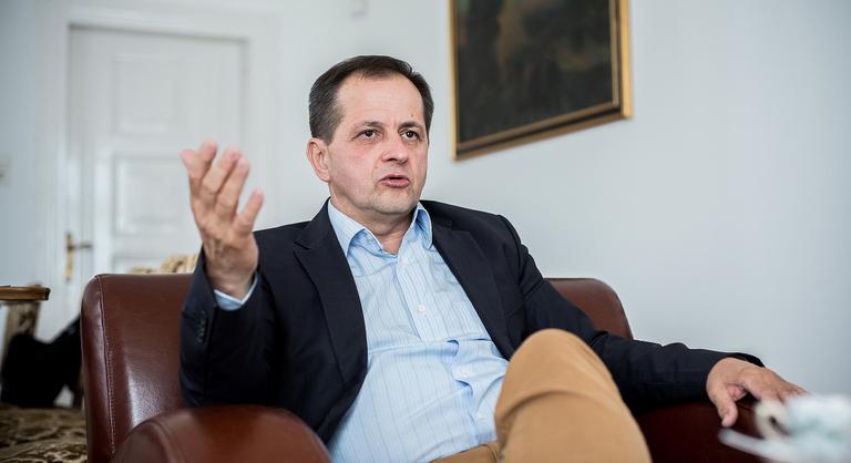 Továbbra is folyik a nyomozás Magyar Péter tőzsdei ügyében, Budai Gyula szerint a pártelnök ellen nyomoznak
