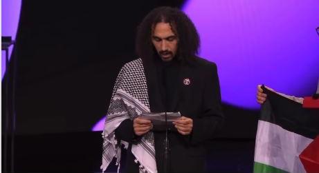 Berlinale: a díjkiosztóra is sikerült bevinni egy kis palesztin propagandát