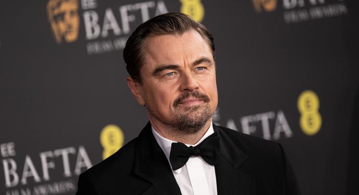 Kézjelbakival hívta fel magára a figyelmet Leonardo DiCaprio a BAFTA-n