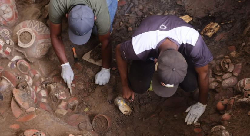Ezeréves, aranyékszerekkel teli sírhelyet fedeztek fel Panamában – képek