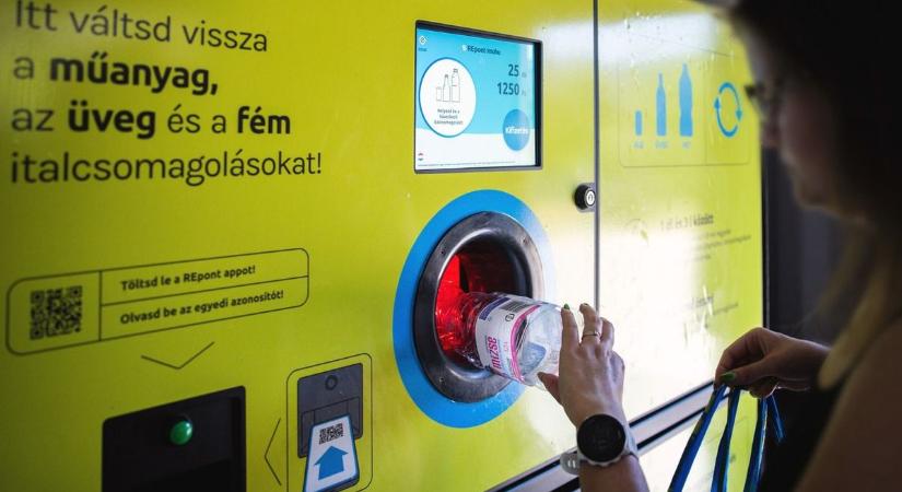 Nagyot változtat a Mohu: brutális üvegvisszaváltó automata hódítja meg Magyarországot, felülvizsgálják az 50 forintos betétdíjat – ez már tiszta Norvégia
