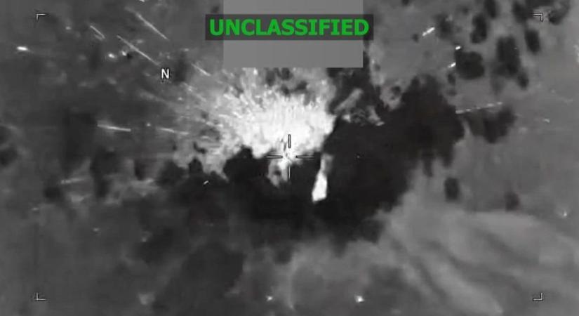 Az Egyesült Államok újabb hajót bombázott szét, azt állítják, hogy drogcsempész volt