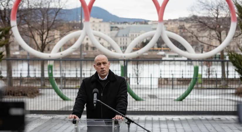 A Bayern edzője szerint a fekete futballisták nem kapnak támogatást Magyarországon, Schmidt Ádám valótlan híresztelésről beszélt