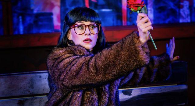 Mahó Andrea: A nevetés mögött ott lüktet a félelem