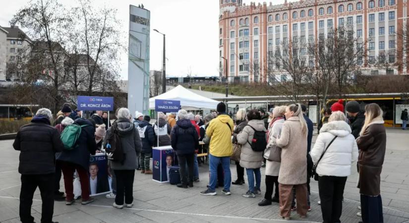 Aláírásgyűjtős számháborúval dörrent be hivatalosan is a kampány