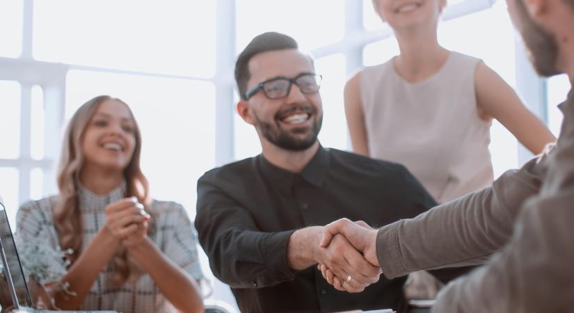 Egyre olcsóbbak a személyi kölcsönök